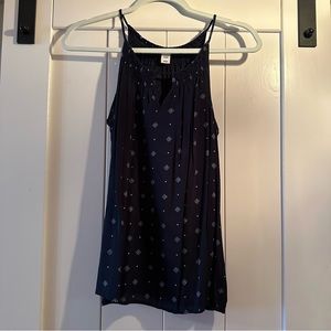 Old Navy sleeveless tank top bandana type print